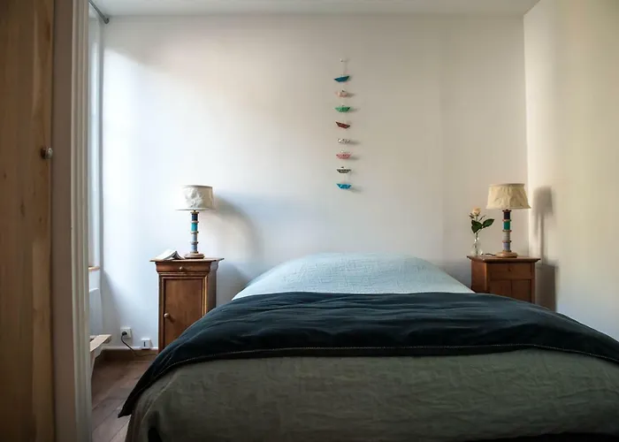 Vancouver Apartment Honfleur